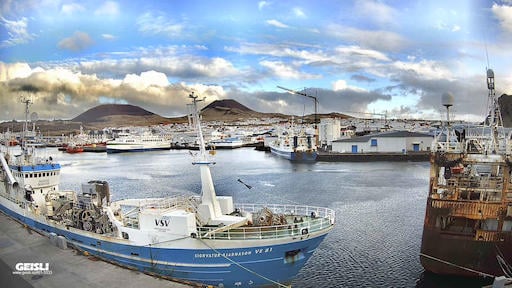 Vestmannaeyjar from harbor right now