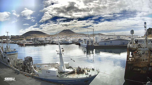Vestmannaeyjar from harbor yesterday